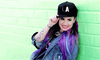 /album/fotogalerie-gify-s-demi-/large-22-gif/